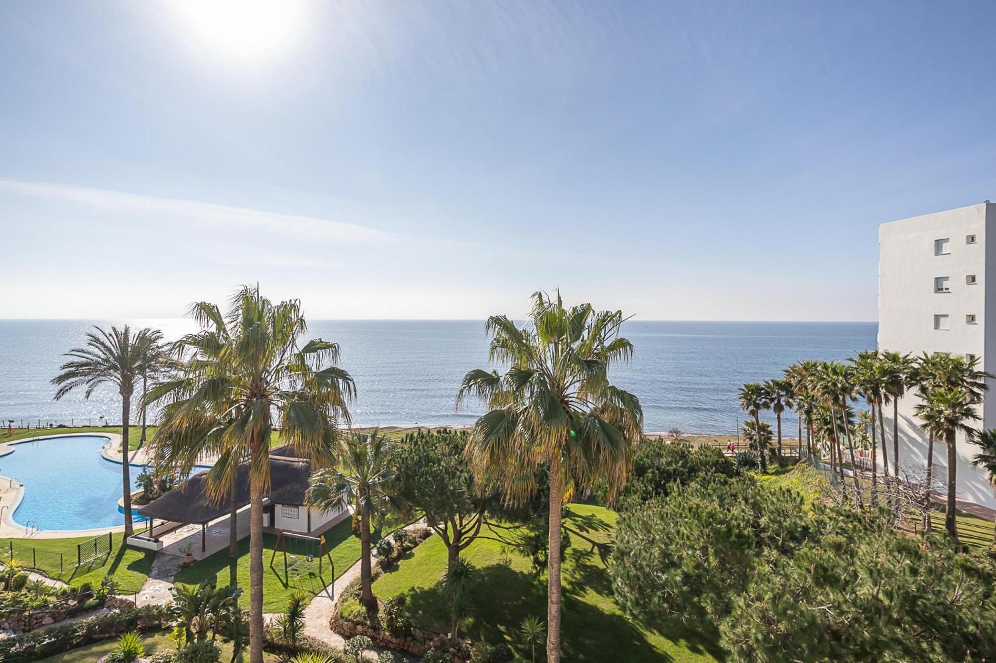 Mi Capricho Beach Front Sea View & Pool - Happy Rentals Sitio de Calahonda 외부 사진